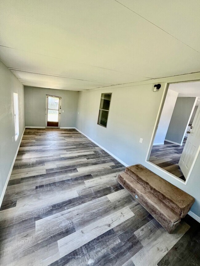 Photo - Recently Remodeled 3BR/2BA Port Richey Mobile Home! No Application Fee!