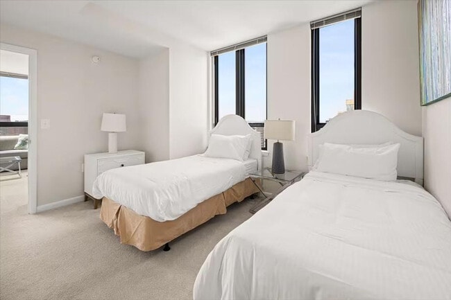 Photo - 1405 S Fern St Unidad SI ID1054205P