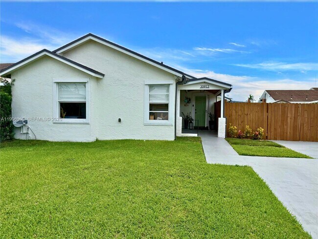 Building Photo - 20912 SW 125th Avenue Rd