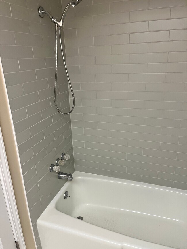 Photo - 4880 Locust St NE Unit 127