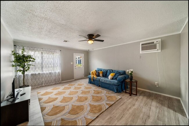 Photo - N 23rd W Ave Duplex Unit 511 1/2