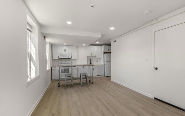 Photo - 2723 E Huntingdon St Unit 2nd Floor