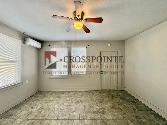 Photo - Bow St Triplex Unit B