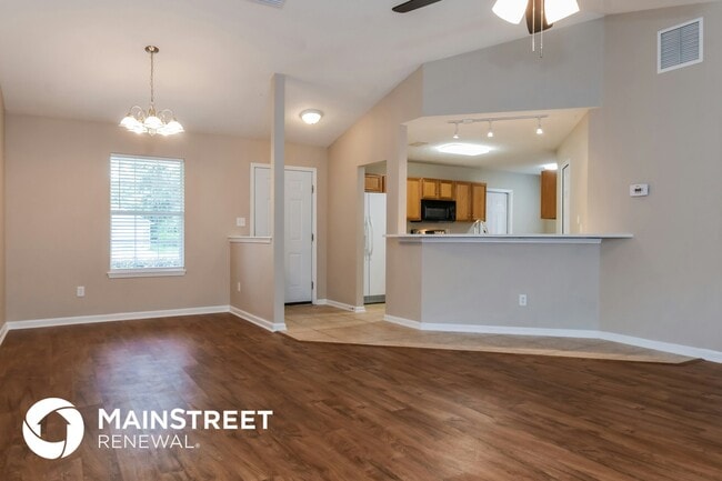 Photo - 6239 Old Dixie Dr