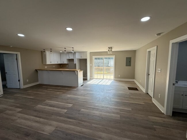 Photo - 1296 Buffalo Shoals Rd