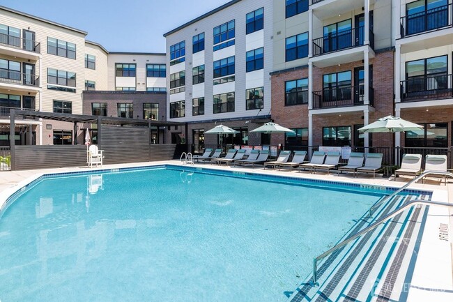 Building Photo - 200 Schindler Dr