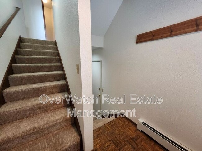 Photo - 1932 Beaver Pl