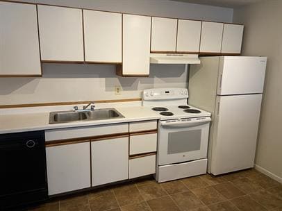 Groves Apartments