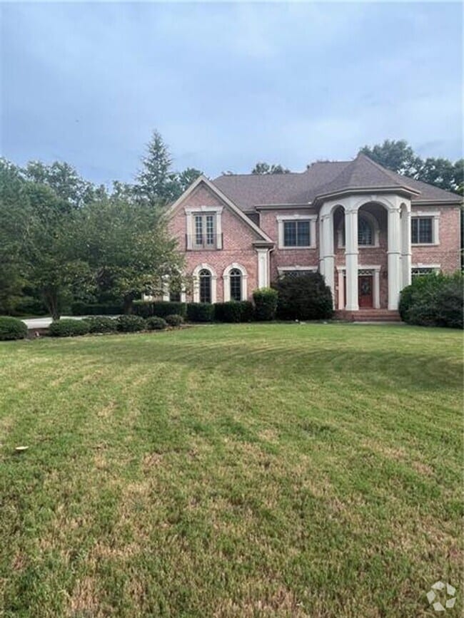Building Photo - Luxury Douglasville Rental- Coming Soon