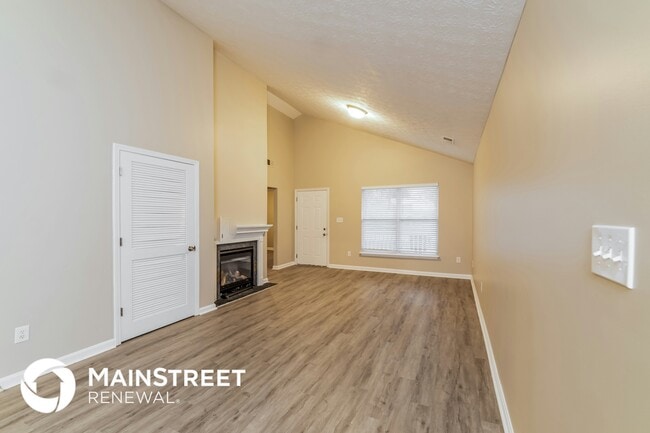 7924 Grandmeadow Ln