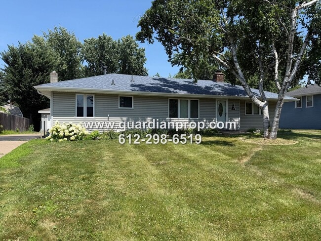 Building Photo - Cottage Grove House Available Now, Lower F...