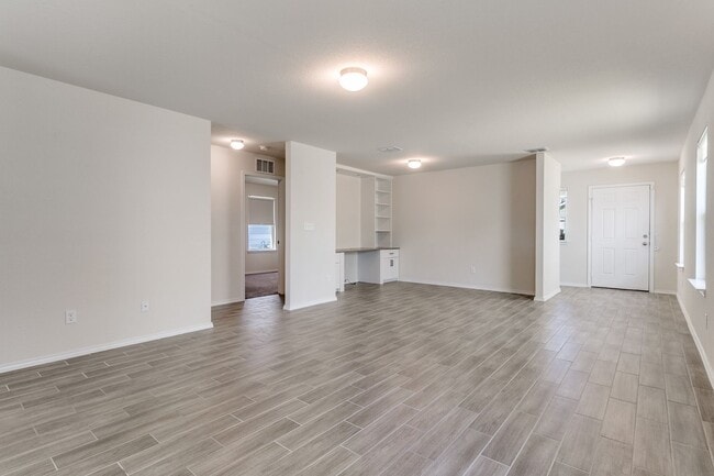 Photo - Beautiful 3 - Bedroom One Story Home in Davis Ranch Community