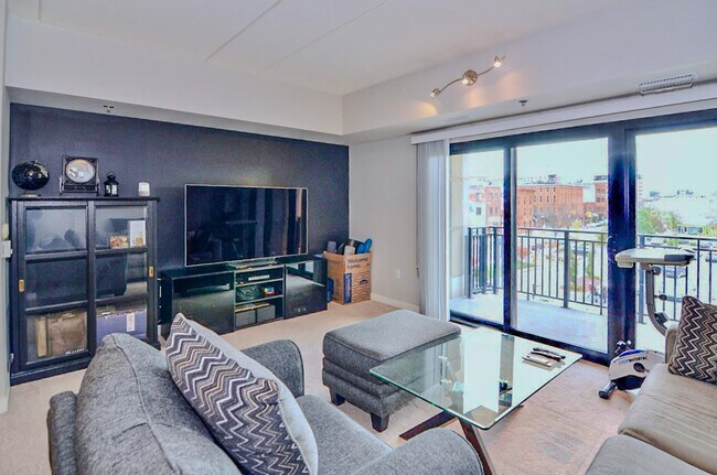 Photo - 111 N Ashley St Unit 305