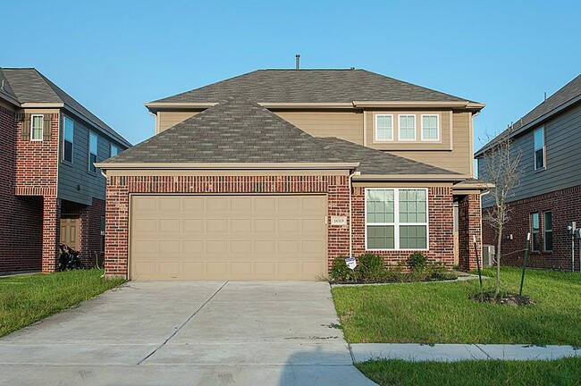 Building Photo - 18519 Each Elm Way