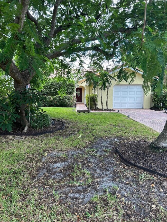Building Photo - 1330 NW 22nd Ave Rental