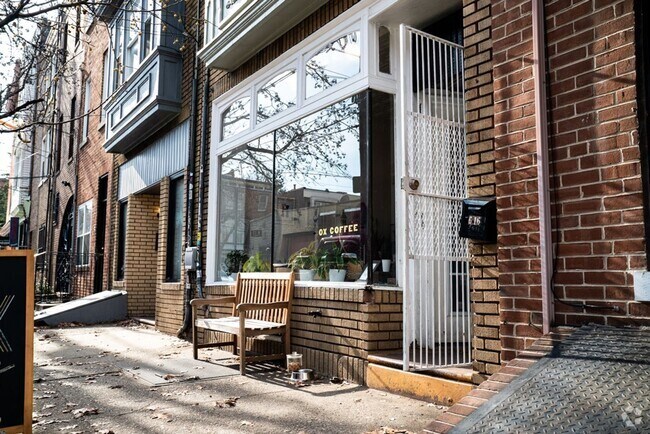 Building Photo - 617 S 3rd St Unit 02 Rental