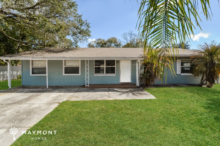 Photo - 1215 N Nowell St