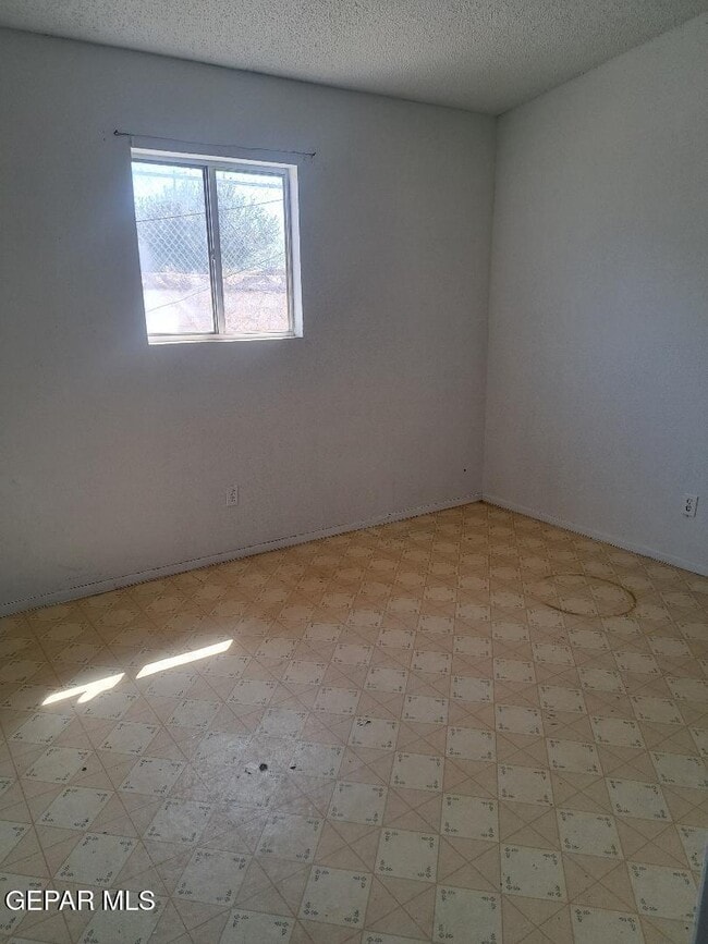 Photo - 623 NE Davis St Unit 7