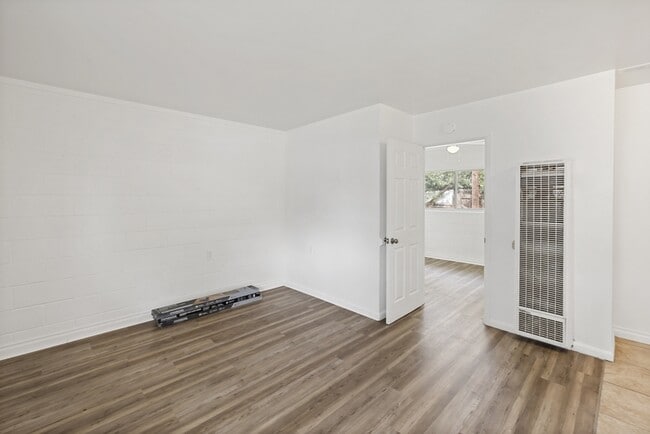 Photo - 1135 Valley Manor Ct