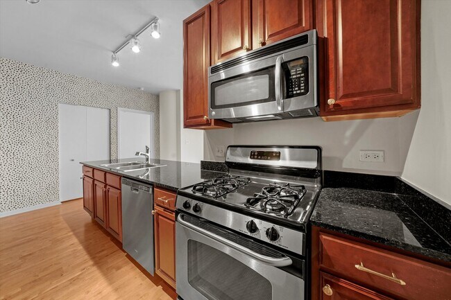 Photo - 1255 S State St Unit 1006
