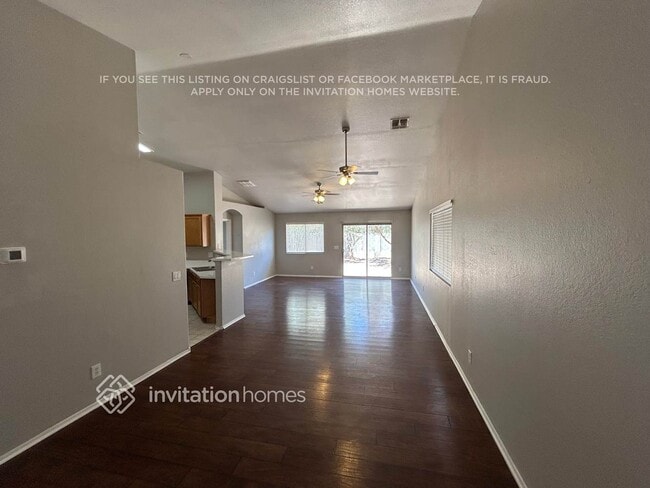 Photo - 908 W Roeser Rd