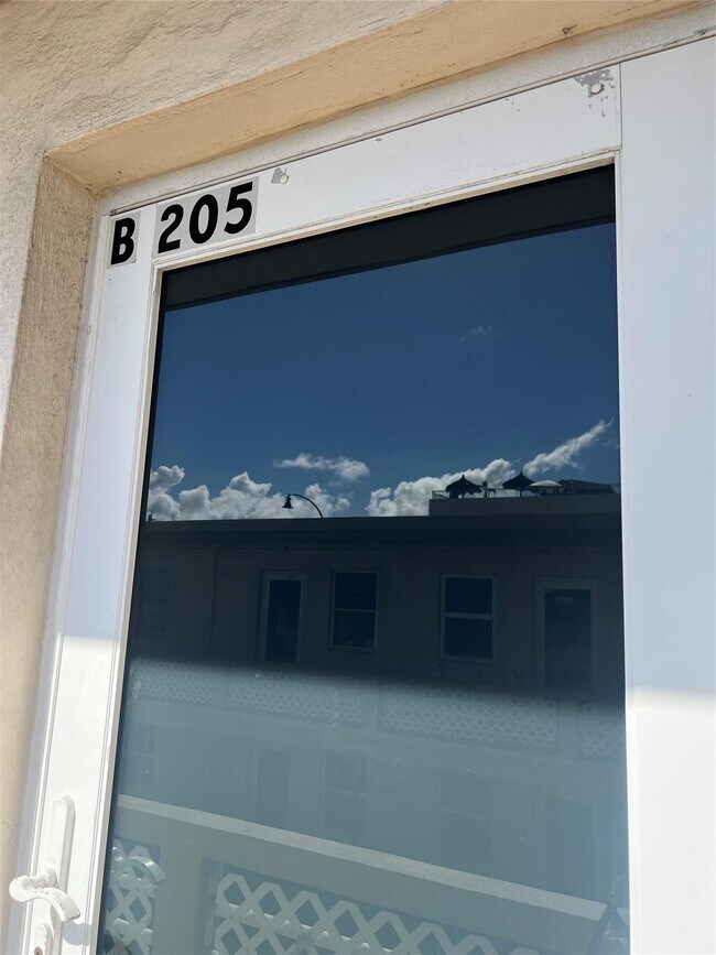 Photo - 1315 N Ocean Dr Unit 205