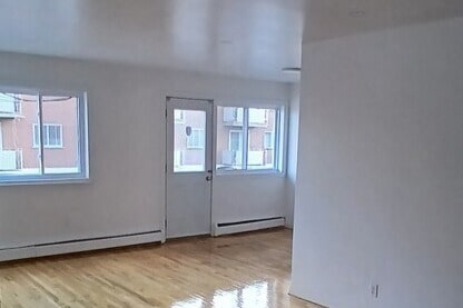 Photo - 8590 Rue Jean-Brillon