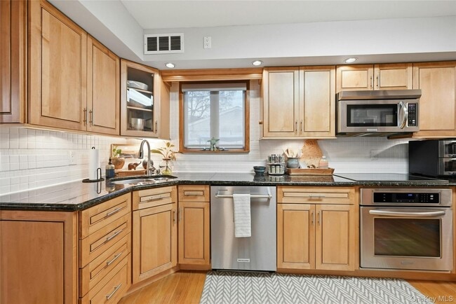 Photo - 38 Ormond Ave