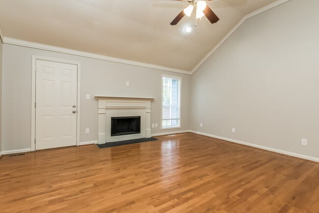 Photo - 2663 Candler Dr