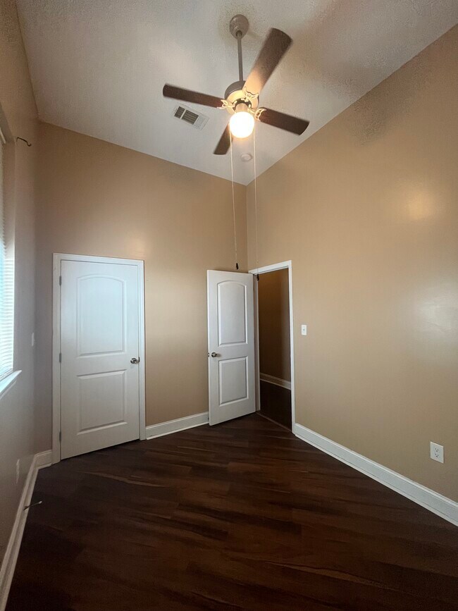 Photo - 2111 Elysian Fields Ave