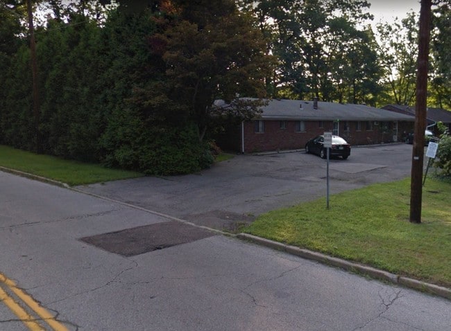 Street View - 1390 Forest Glen Dr Unit 4