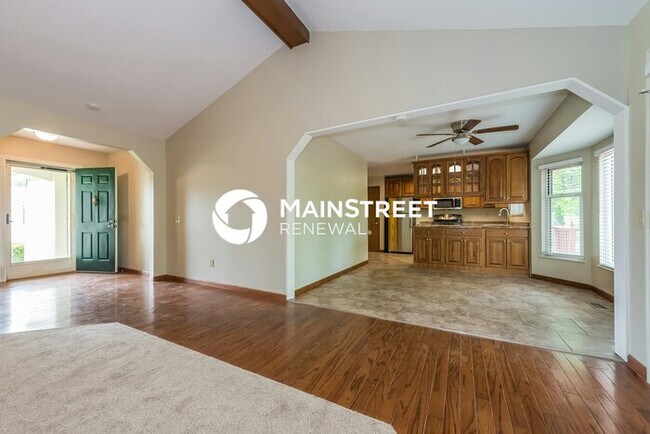 Photo - 3 Bedroom Pet-Friendly Home in Florissant,...