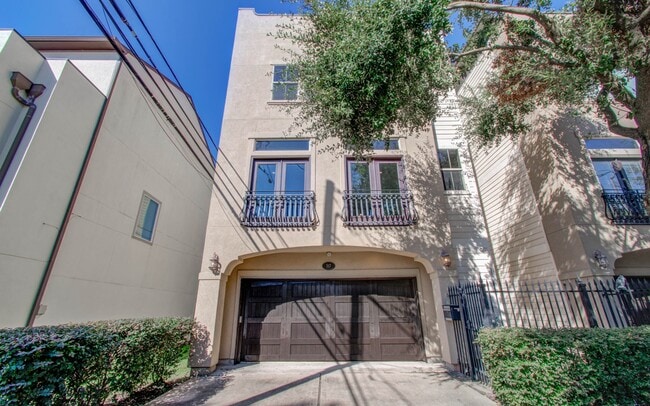 Photo - 517 Fowler St
