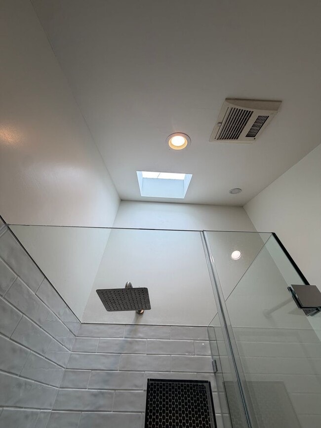 Photo - 1246-1248 El Centro Ave Unit 1248 1/2