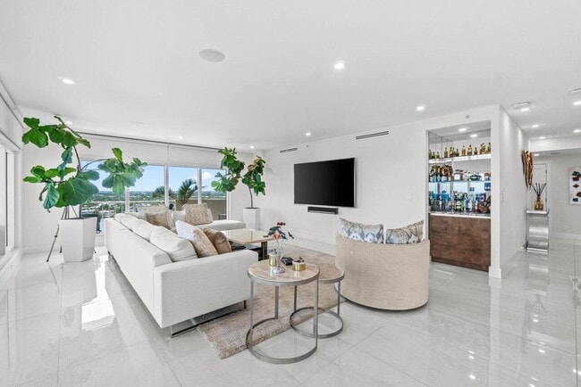 Building Photo - 4001 N Ocean Blvd Unit 1708 Rental