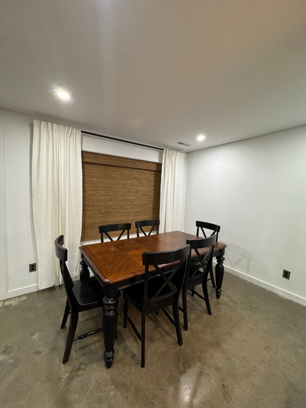 Photo - 869 Starr Hill Rd