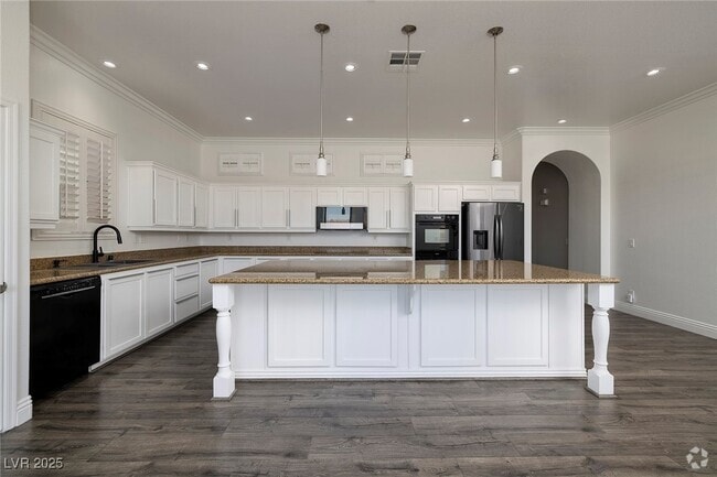 Building Photo - 472 Via Stretto Ave Rental