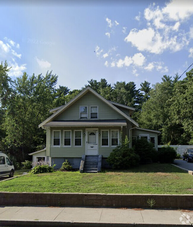 Building Photo - 28 Main St Rental