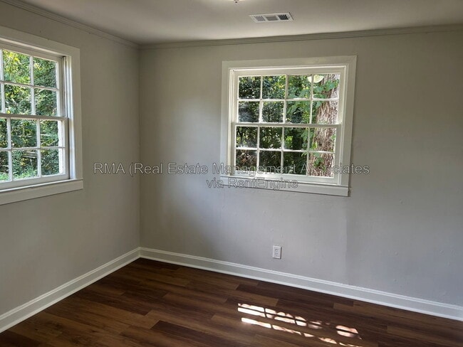 Photo - 1342 Drewery Ave Unit A