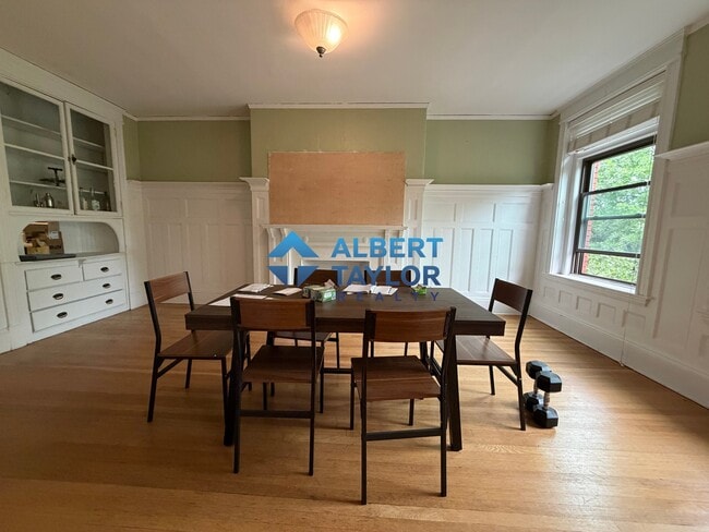 Photo - 1805 Beacon St Unit 3