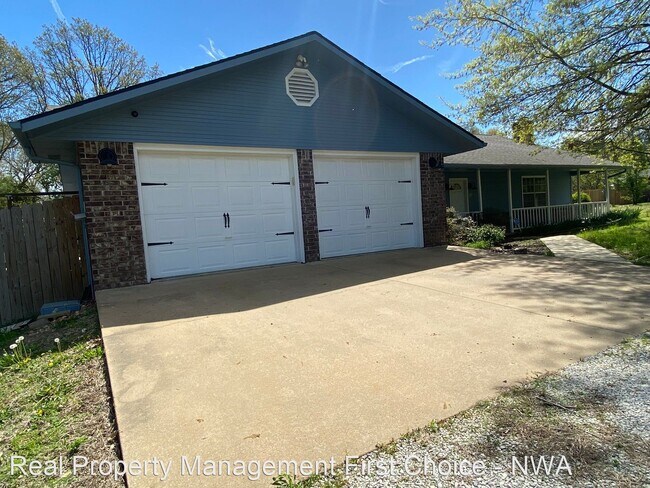 Photo - 3 br, 3 bath House - 20466 Sonora Road