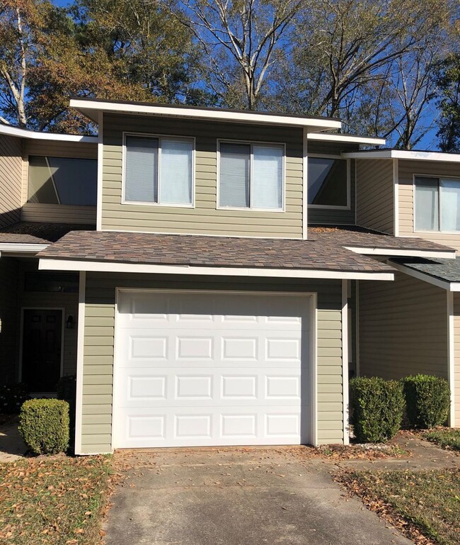 Rolling Acres - Rolling Acres Townhome
