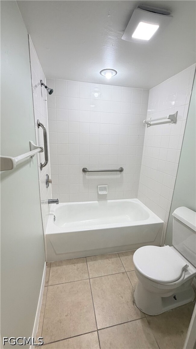 Building Photo - 28 Cosmopolitan Dr Unit 13