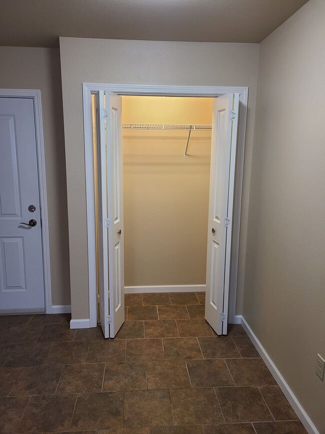 Photo - The Residences at 843 Oak