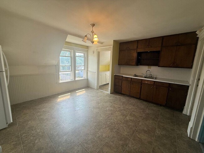 834 S 3rd Ave Unidad Upper