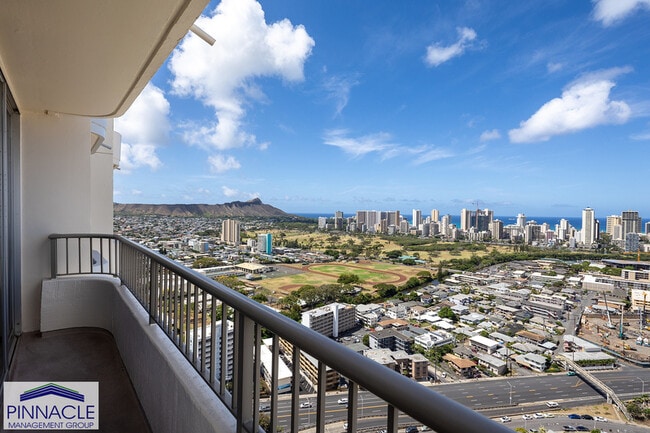 Photo - 2825 S King St Condo Unit 3402