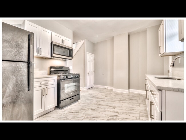 Photo - 614 McCabe Ave