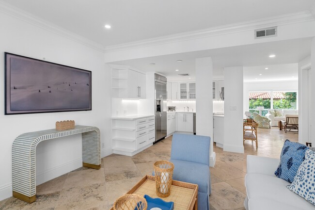 Photo - 350 Cocoanut Row