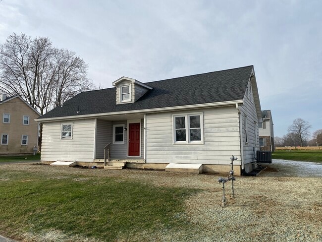 Photo - 14 Stoltzfus Ln