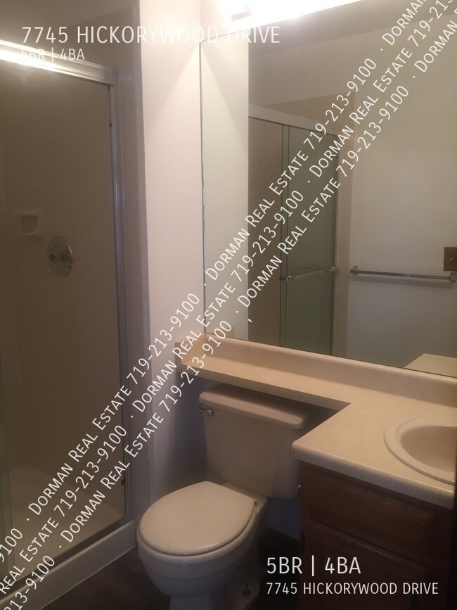 Photo - 7745 Hickorywood Dr